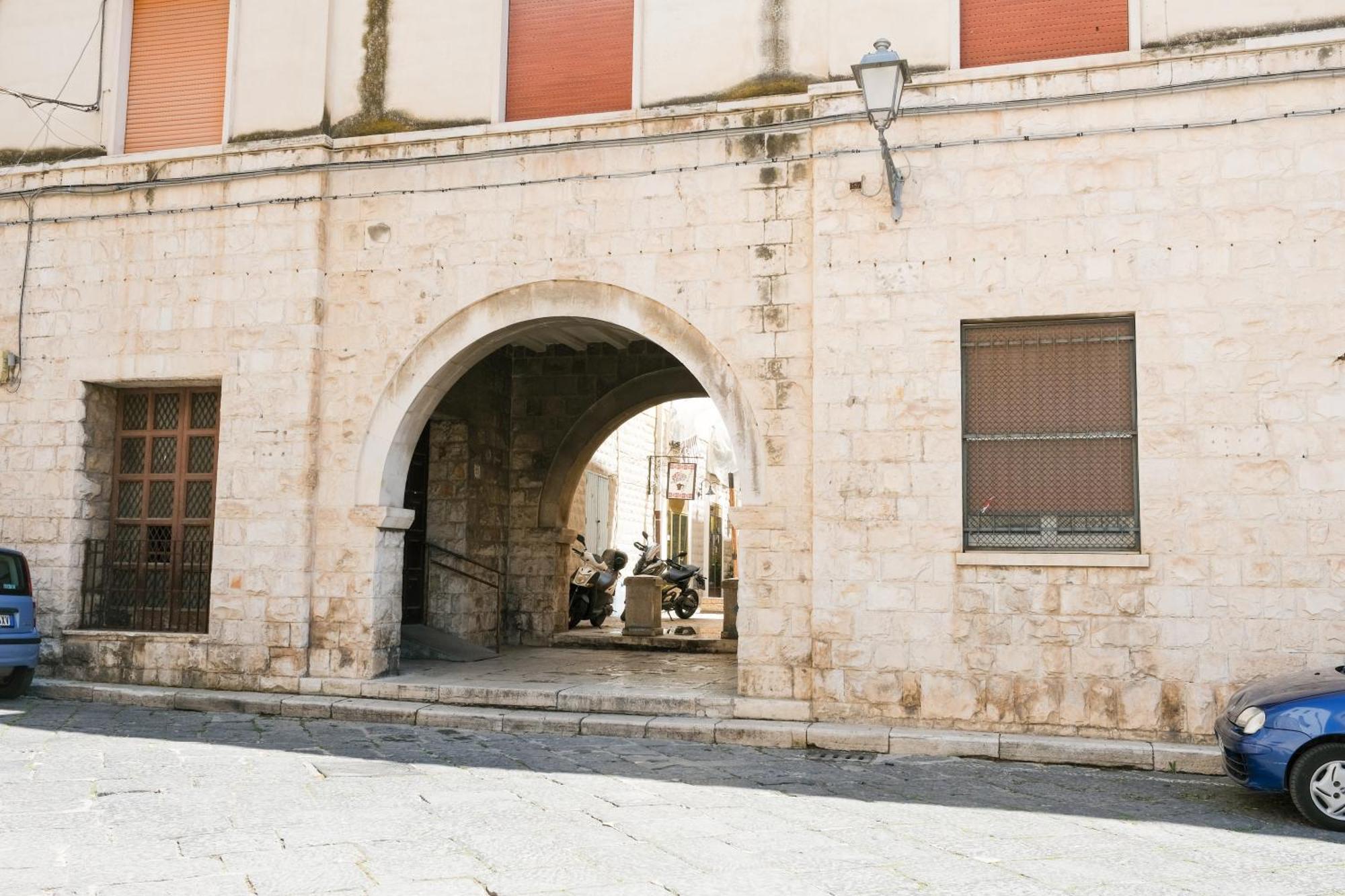 Апартаменты Porta Dei Mori Бари Экстерьер фото